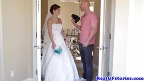 සරාගී කළු යොවුන් වියේ සියරා රෝස්