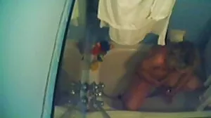 ගැපිං gf ද්විත්වය කුකුළා jerking කිරීමට පෙර තිදෙනා තුළ විනිවිද ගියේය