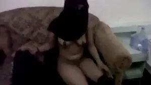 ෆෙම්ඩොමිනා ස්ට්‍රැපෝන් කළු කොටළුවා