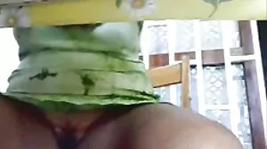 Dildo මගුල් ලෙස්බියන් කෙල්ලෝ