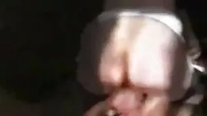 සාරා ක්‍රීම්පි එකක් ගන්නවා